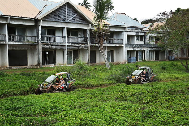 Mud Buggies : Rarotonga : Business News Photos : Richard Moore : Photographer